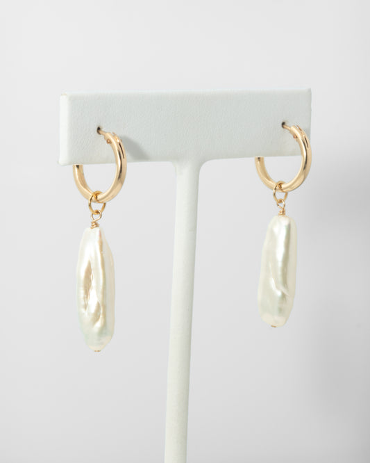 Mini Biwa Hoop Earrings in 14K Gold Filled