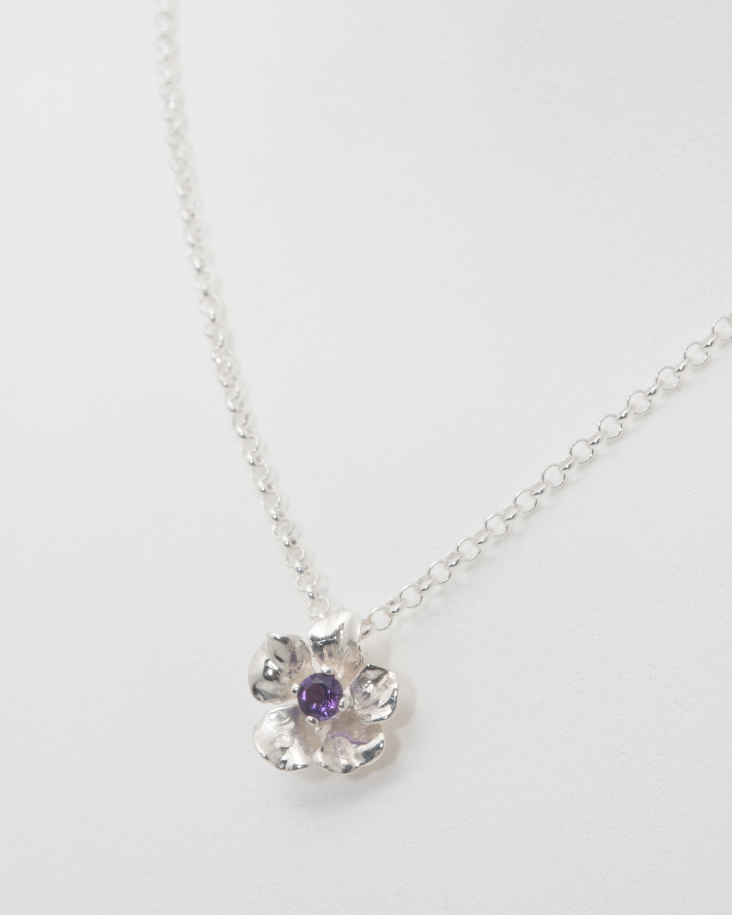 Sparkling Geranium Necklace with Amethyst at 20" in Sterling Silver