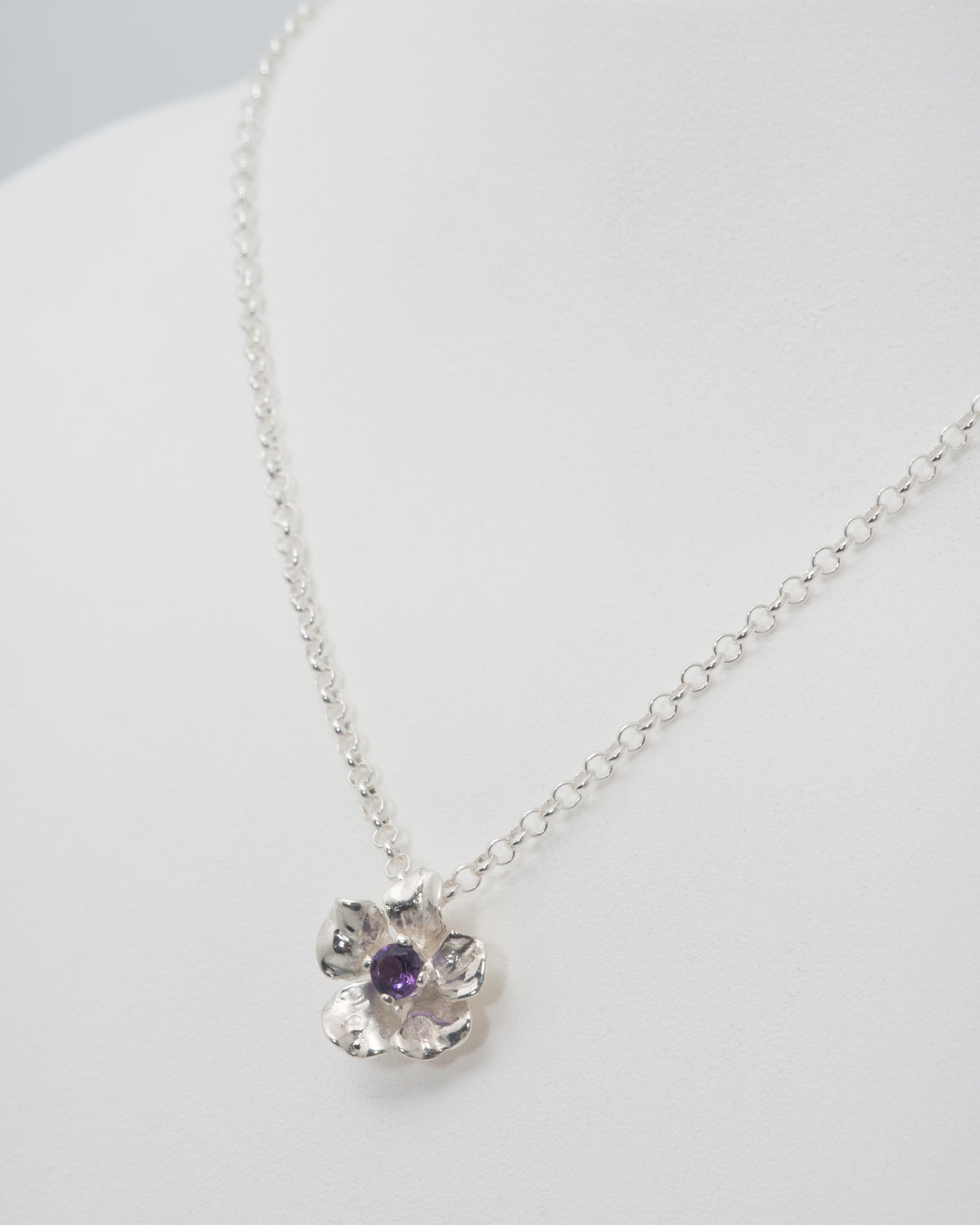 Sparkling Geranium Necklace with Amethyst at 20" in Sterling Silver