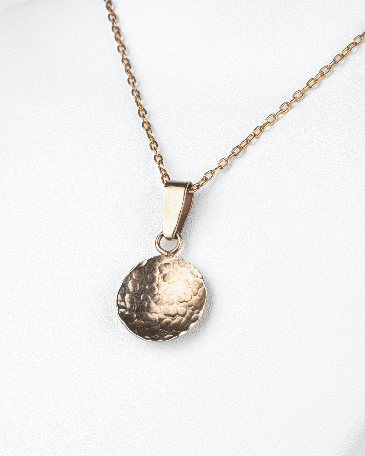 Hammered Concave Disc Pendant in 10KYG