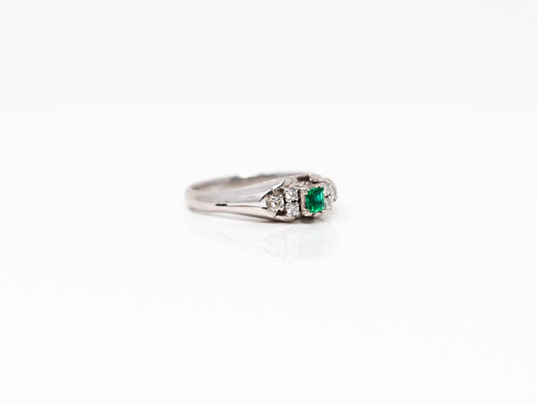 Princess-Cut Emerald with Diamond Accent Ring in Platinum 900 at a Size 6 3/4